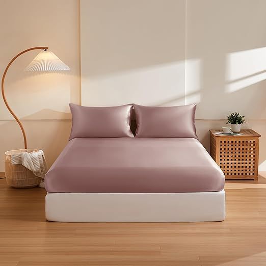 THXSILK 6A+ Top Grade 100% Pure Mulberry Silk Cal. King Fitted Sheet 3Pcs Set Bed Sheets Luxury Bedding for Hair and Skin Breathable Cooling Safe Materials, 1 Fitted Sheet with 2 Pillowcases, Purple
